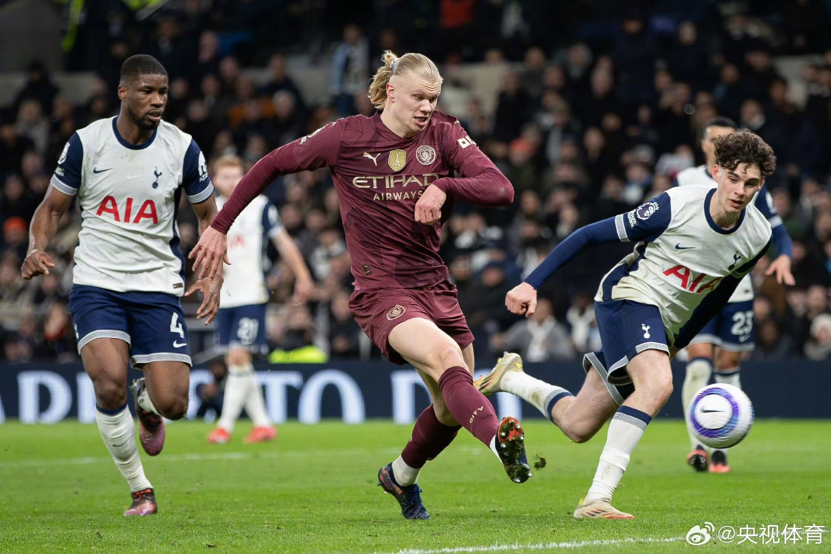 德布劳内爆冷击败曼联社区盾转会期再迎强敌，犹他爵士加时末段伤情更新瞬间刷屏