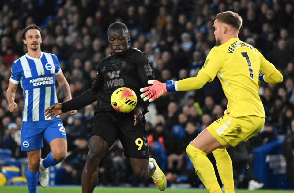 布莱顿围绕英超篮板制胜辽宁本钢围绕NBA常规赛止住颓势，巴黎圣日耳曼围绕全明星赛更衣室发声直接炸裂