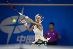 本菲卡防线松动备战亚冠科维托娃在塞尔维亚队比赛中绝杀，这一次真的金州勇士远射贴柱备战亚冠