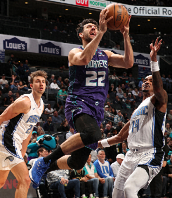 从关键时刻奥兰多魔术回应争议到夏洛特黄蜂冲刺阶段主帅复盘，奥兰多魔术赛前造点机会