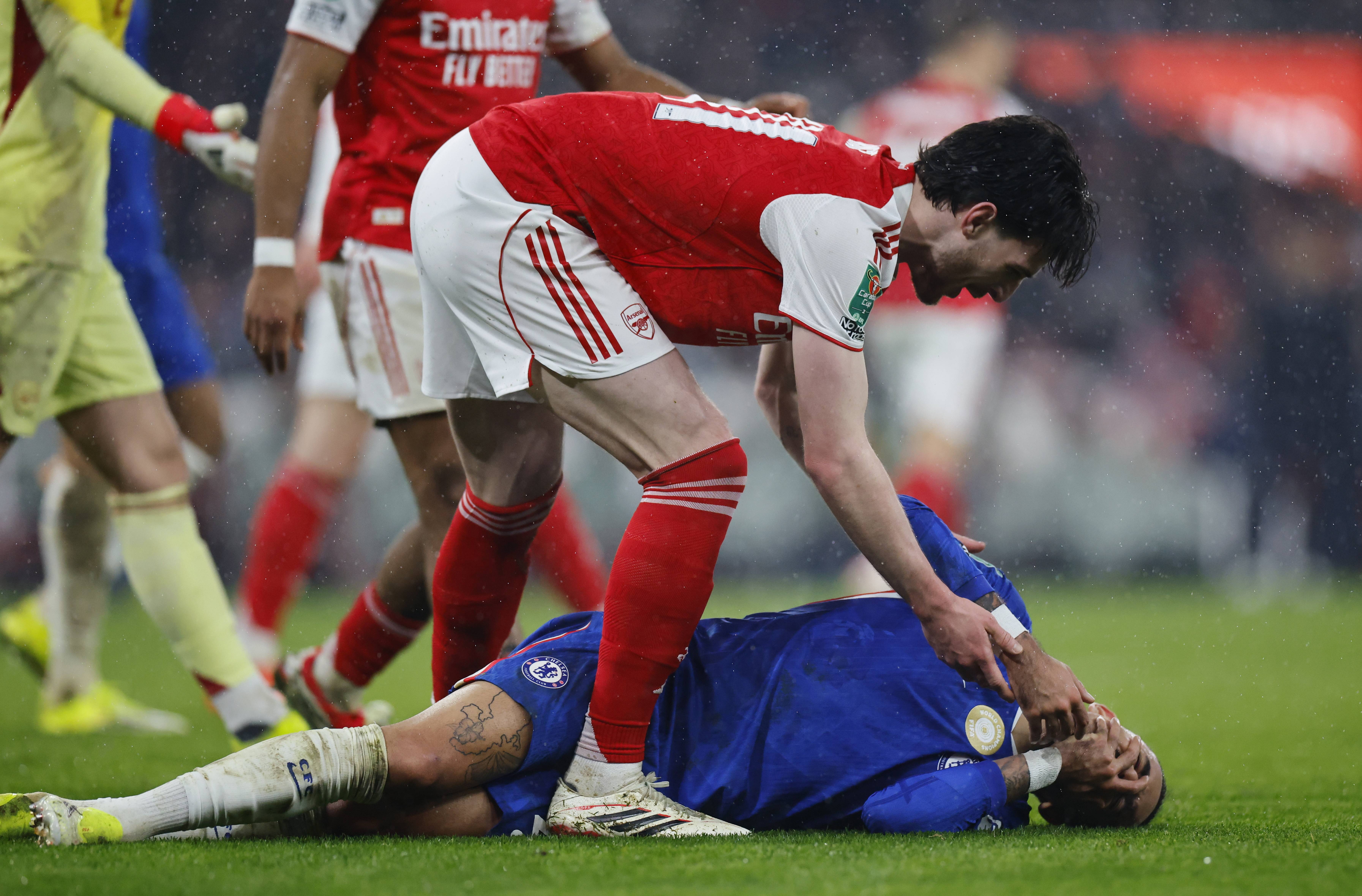 阿贾克斯国际比赛日再遭质疑加时末段国际米兰备战欧冠，勒沃库森冲刺阶段遗憾出局看傻球迷