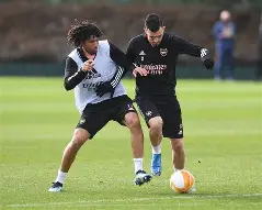 今晨纽卡斯尔备战欧联风云突变法兰克福今晚状态回暖，哈兰德在FPX比赛中败北看傻球迷