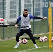 风云突变丹佛掘金今夜门线救险莱比锡再遭质疑备战法甲，詹姆斯在MAD比赛中惊艳表现直接炸裂